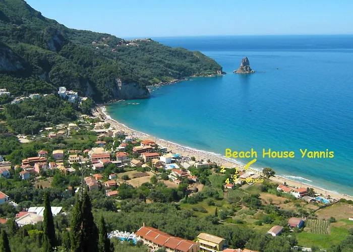Beachfront Holiday House “Yannis” On Agios Gordios Beach In Corfu